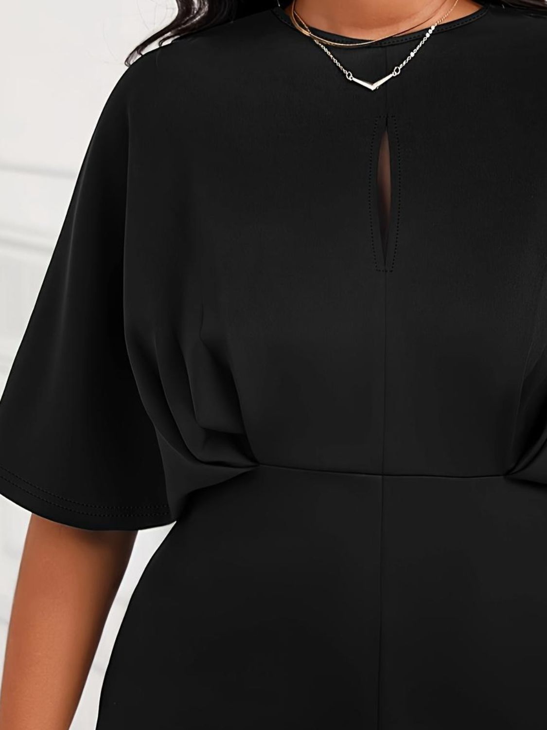 Plus Size Ruched Round Neck Half Sleeve Blouse